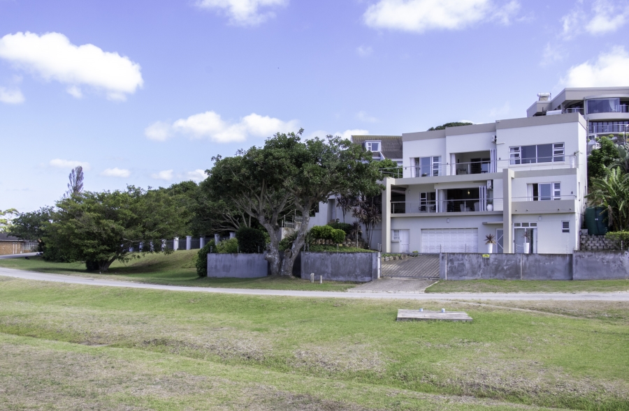 4 Bedroom Property for Sale in East Bank Eastern Cape